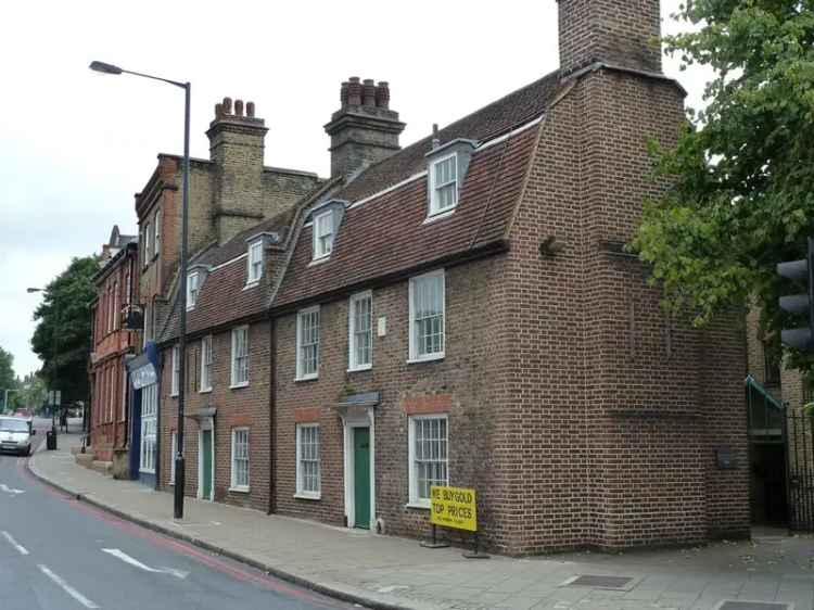 Spencer Court Office Space: Flexible Suites & Entire Complex Available