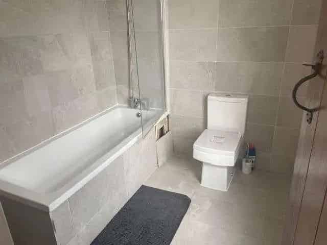 3 Bed Detached House for Sale in Enfield