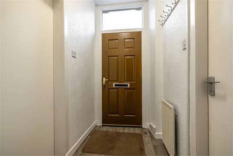 2 Bed Ground Floor Flat Galashiels - Ideal for First Time Buyers