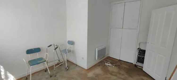 2 Bedroom Flat for Sale Blackpool FY4 Newly Updated Ground Floor Garage