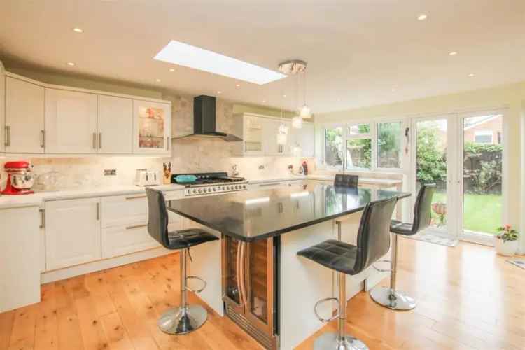 3 Bedroom Detached House for Sale in Warley Brentwood