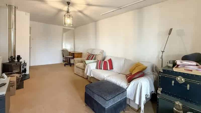3 Bedroom Bungalow For Sale Westbury