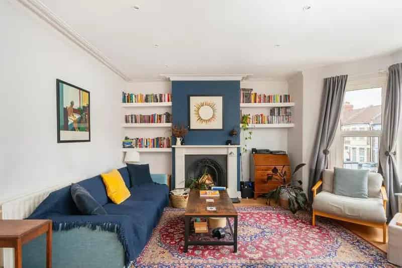 2 Bedroom Maisonette for Sale