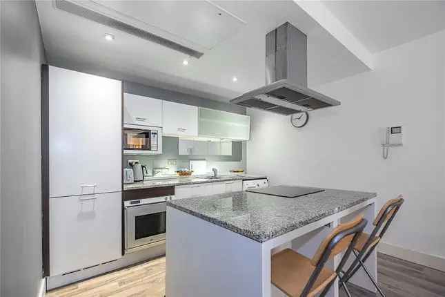 Flat for sale in Praed Street, London W2