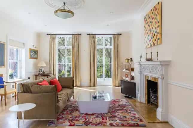 5 Bedroom House for Sale in Knightsbridge