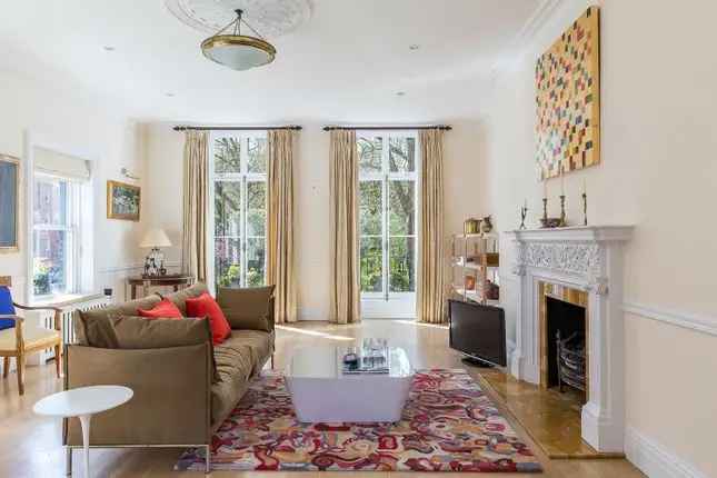 5 Bedroom House for Sale in Knightsbridge