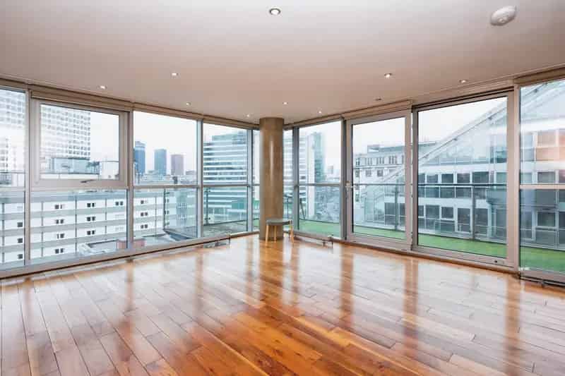 Luxury Two-Bed Duplex Apartment with River Views