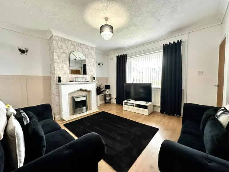 Three Bedroom Semi Detached House West Bromwich