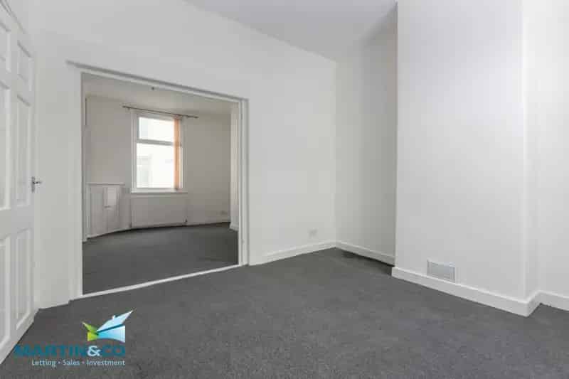 2 bedroom House
 To Rent