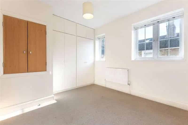 2 Bed House for Sale in Sevenoaks Hollybush