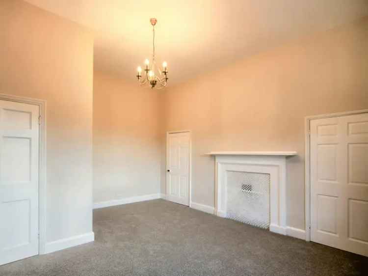 3-Bedroom Grade II Listed Apartment York