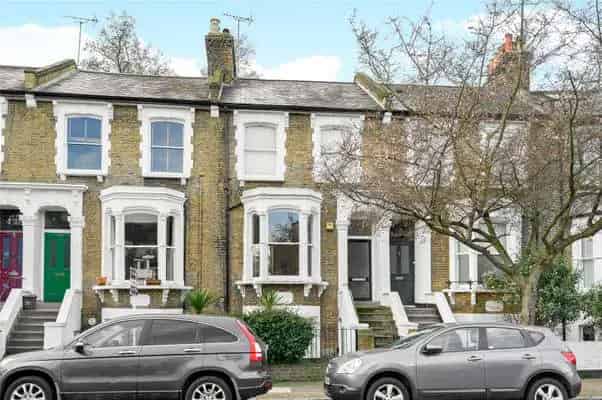 Two Bed Lower Maisonette with Garden Highbury London