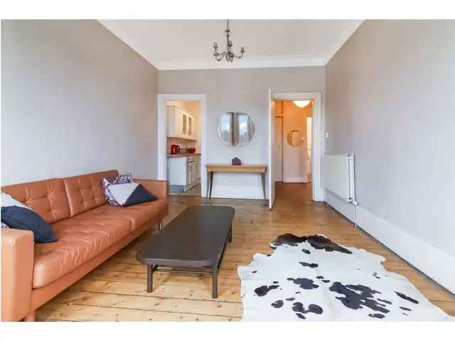 2 Bedroom Flat for Sale Top Floor Spacious Flat Near Hospital