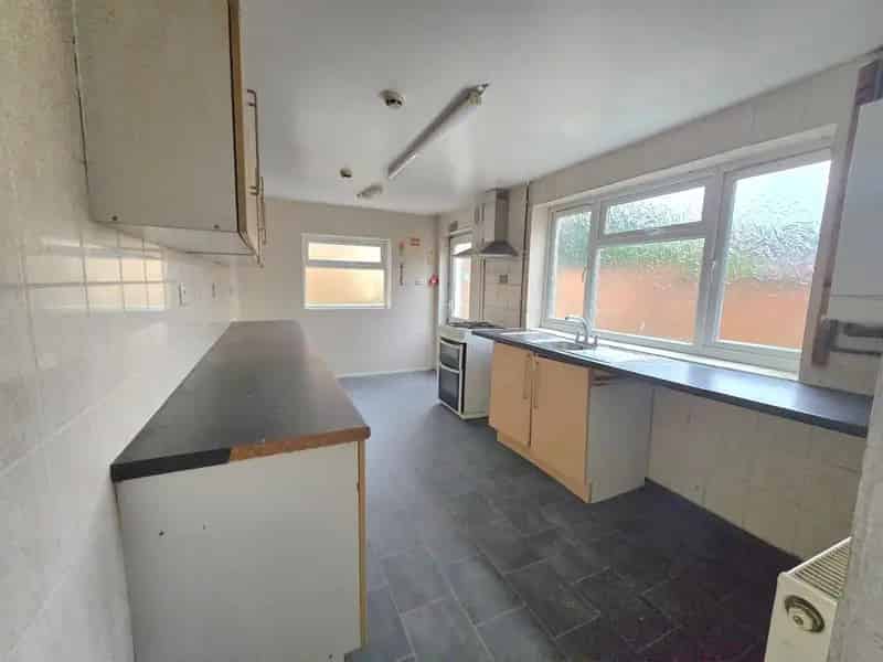 11 Bedroom House Investment Opportunity