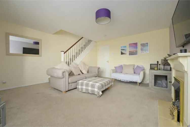 3 Bed House - Semi Detached with 1 Reception Room