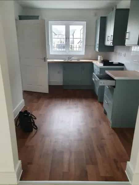 3 Bed House Private Drive & Garden