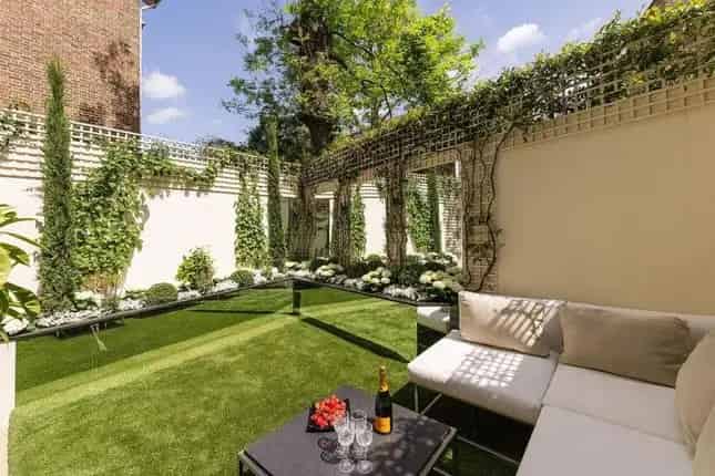 3 Bedroom Maisonette for Sale in Chelsea SW3