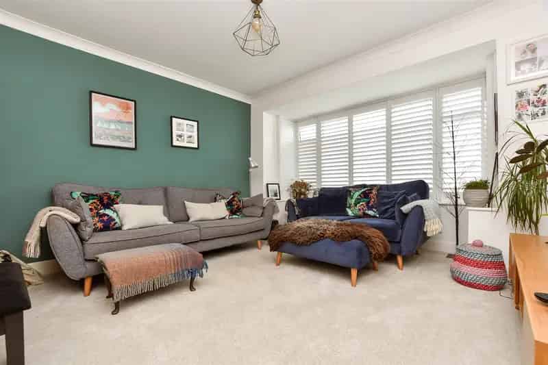 3 Bedroom Semi-Detached House For Sale South Reigate