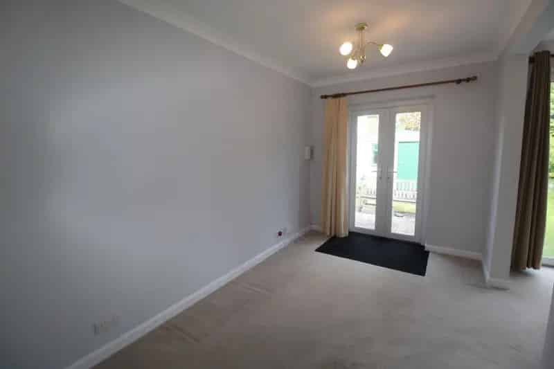 2 Bedroom Bungalow To Let Weston Way
