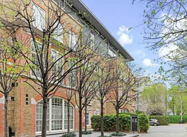 Two Bedroom Loft Apartment near Whitechapel Station
