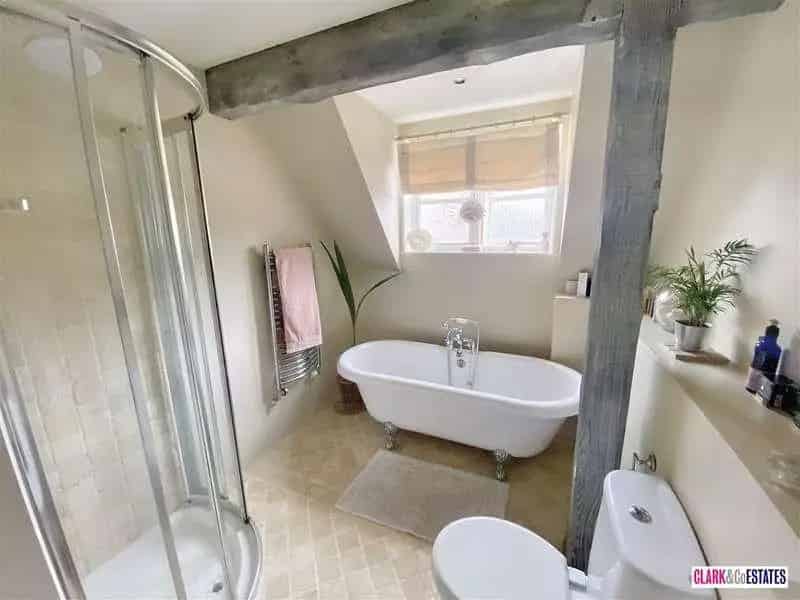 4 Bed Detached House for Sale in Topsham