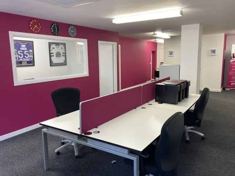 Refurbished Office Suite 1357 sq ft Modern Open Plan Cellular Layout