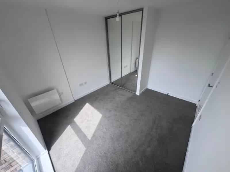1 Bed Furnished Apartment with Parking Zero Deposit Available