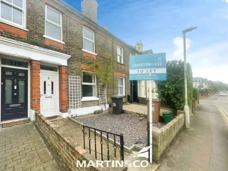 2 Bedroom Terraced House to Rent