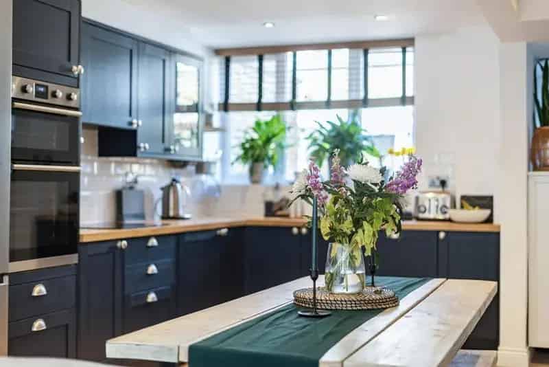 Two Bedroom House Near Oval Vauxhall Stations