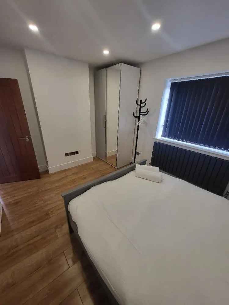 3 Bedroom Maisonette House to Rent near Canary Wharf