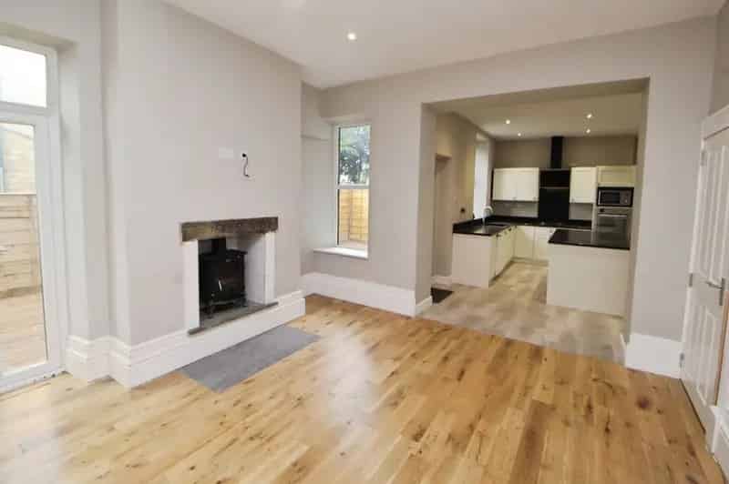 4 Bedroom End Terrace House for Sale Mottram Greater Manchester