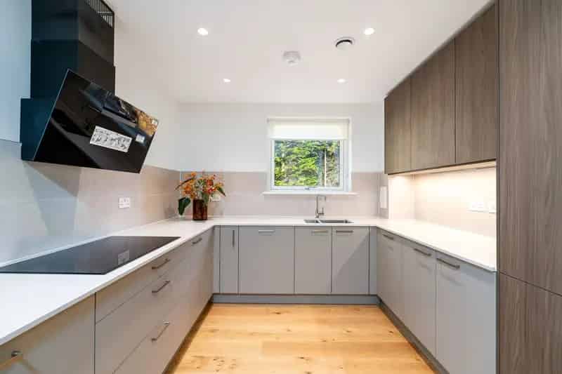 Luxury 3-Bed Apartment in Barnton Edinburgh LBTT Contribution Available