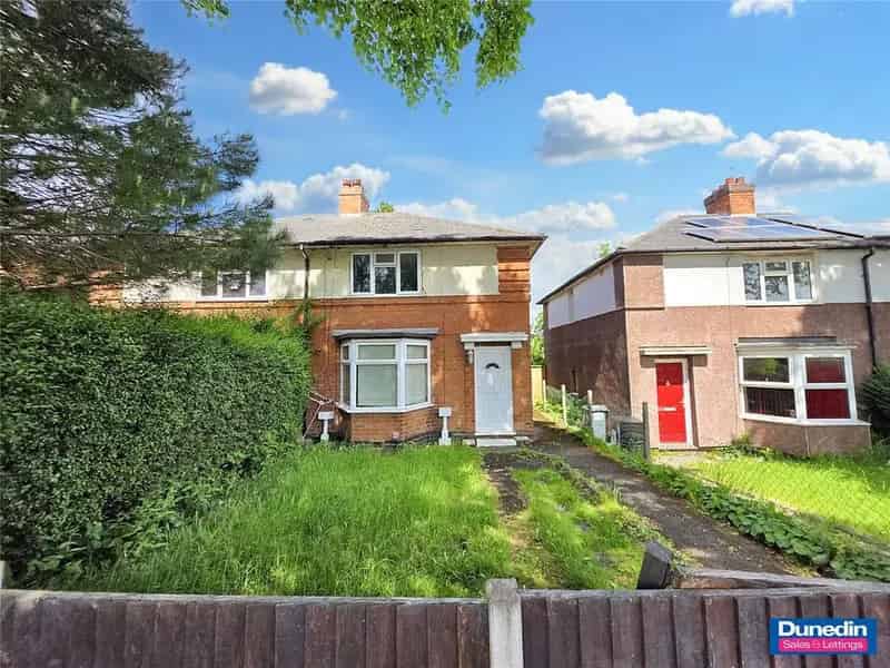 3 bedroom semi-detached house for sale