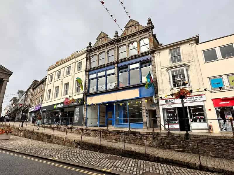 Penzance Town Centre Investment Property: Shop & Gymnasium