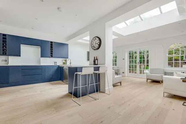 Terraced house to rent in Ranelagh Avenue, Hurlingham SW6