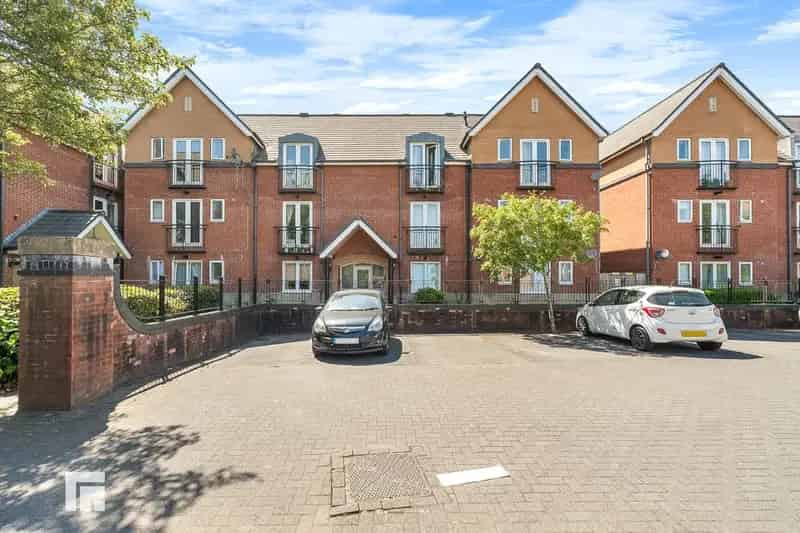 2 Bedroom Apartment for Sale