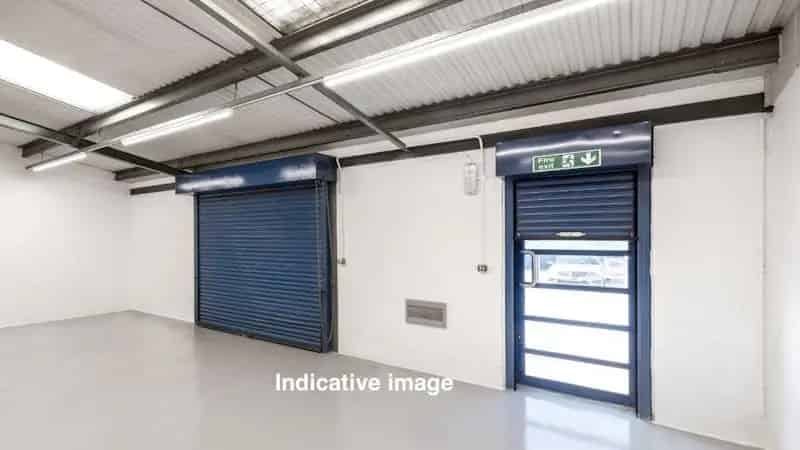 Industrial Unit Slough Trading Estate Excellent Transport Links