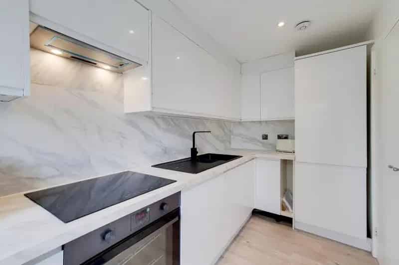 1 Bedroom Flat House to Rent in Regent Square
