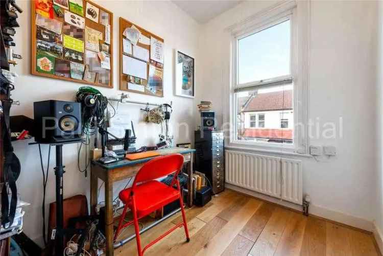 2 Bed Edwardian Maisonette For Sale Near Green Lanes N15