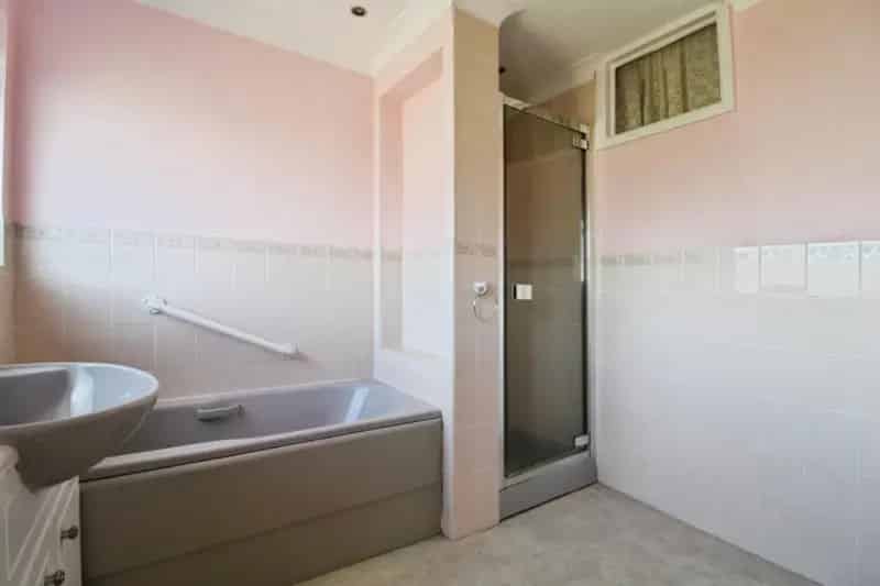 3 Bed Semi Detached House For Sale Near St Margarets Station