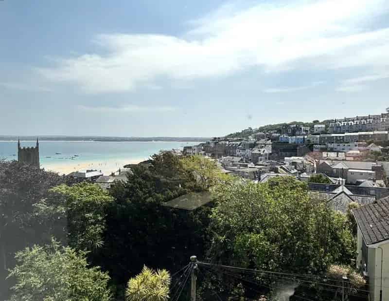 3 bedroom apartment for sale