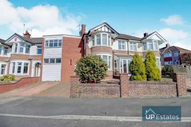 5 Bedroom Terraced House to Rent