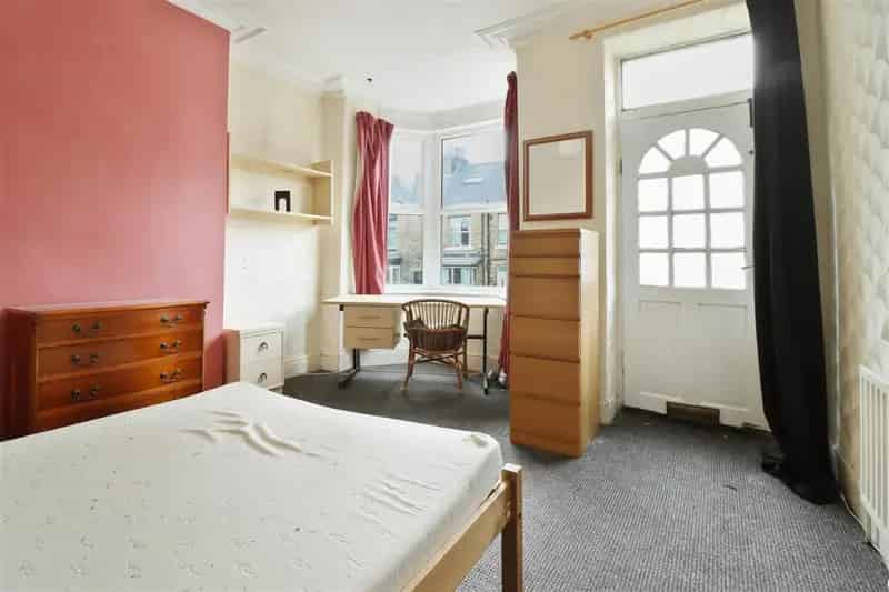 3 Bedroom House For Sale Near University