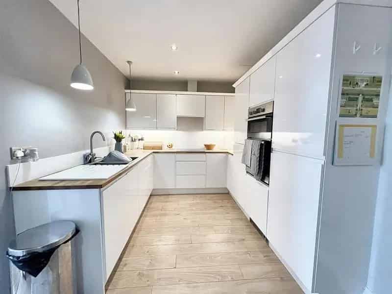 1 bedroom apartment for sale
