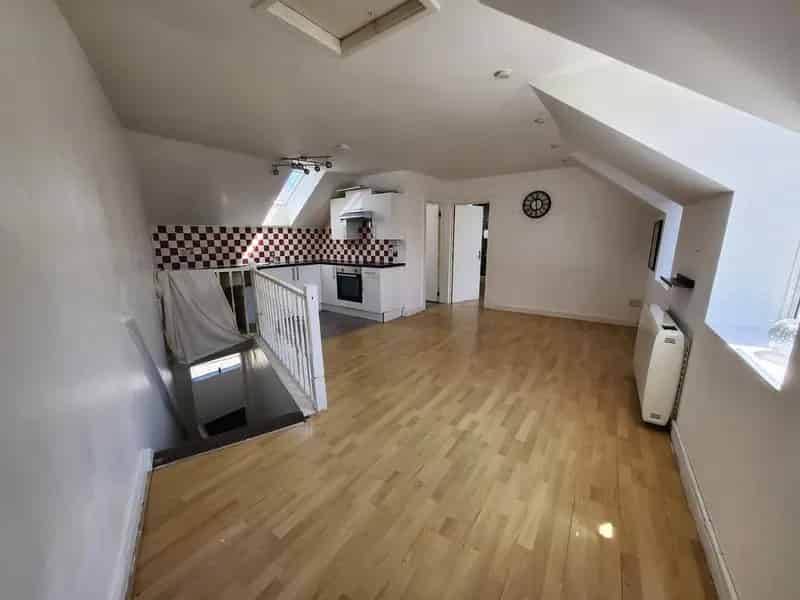 1 bedroom flat for sale