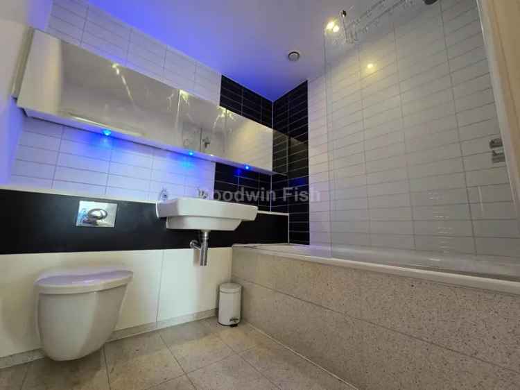 2 Bedroom Apartment Manchester Skyline Central