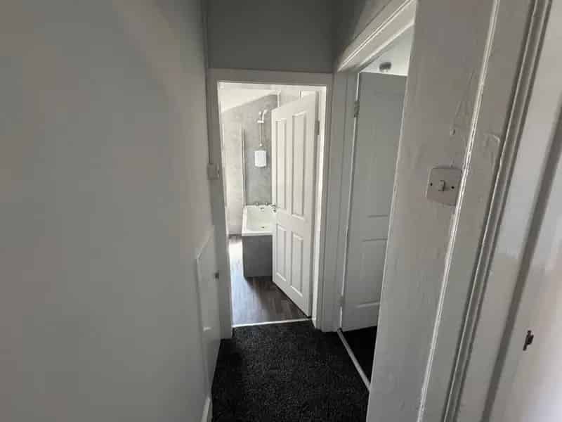 1 bedroom Flat
 To Let
