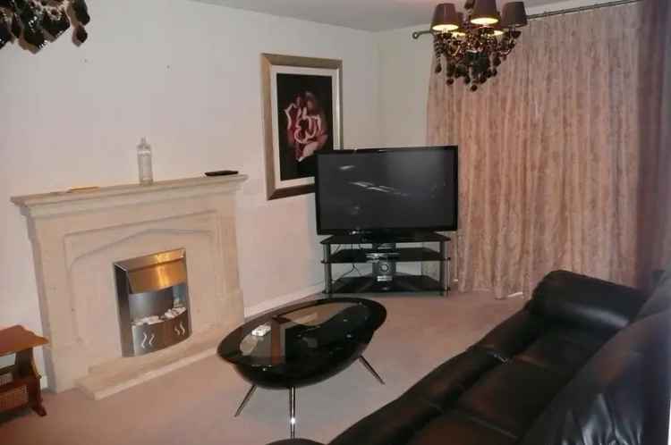 4 bedroom detached house to rent