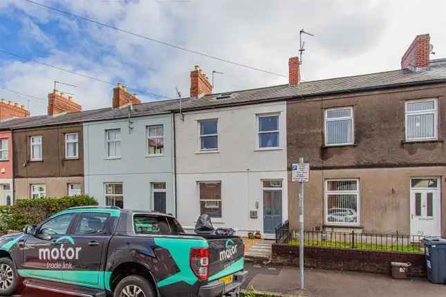 Flat for sale in Severn Road, Canton, Cardiff CF11