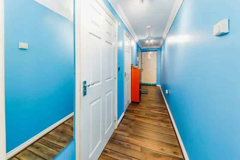 One Bedroom Ground Floor Flat Copthorne Near Three Bridges Station